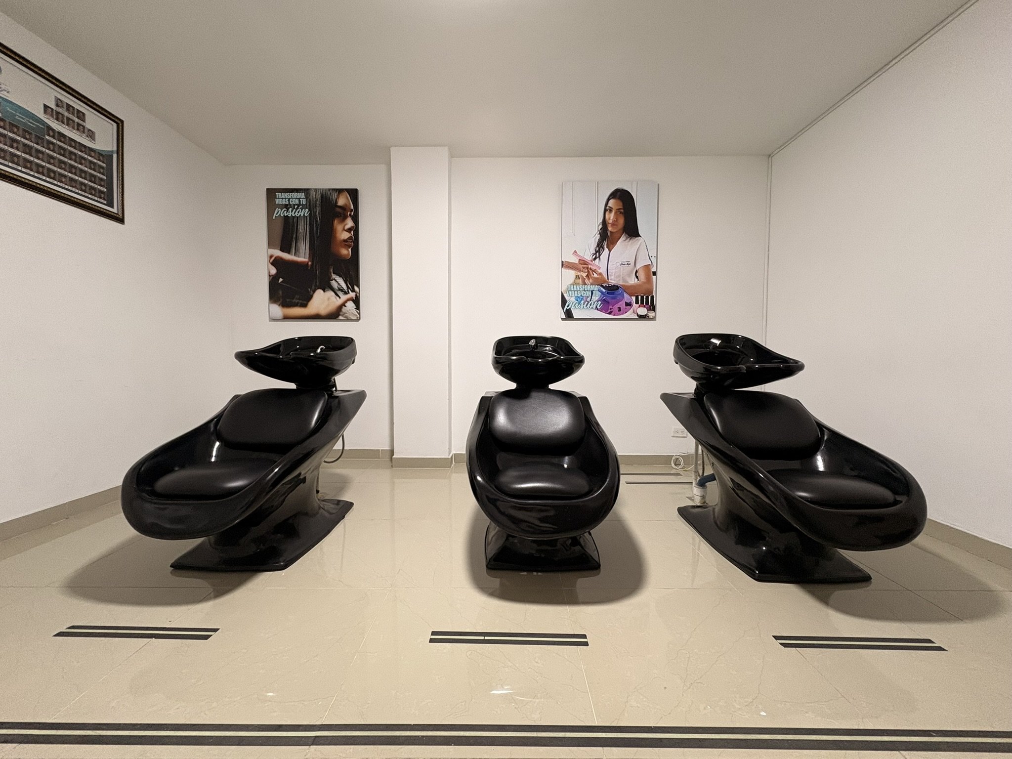 Aula de Peluquería – Gloria Mejía